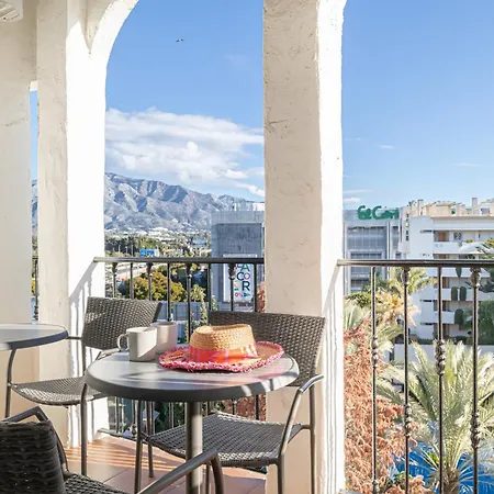 Occidental Banus 1&3 شقة *